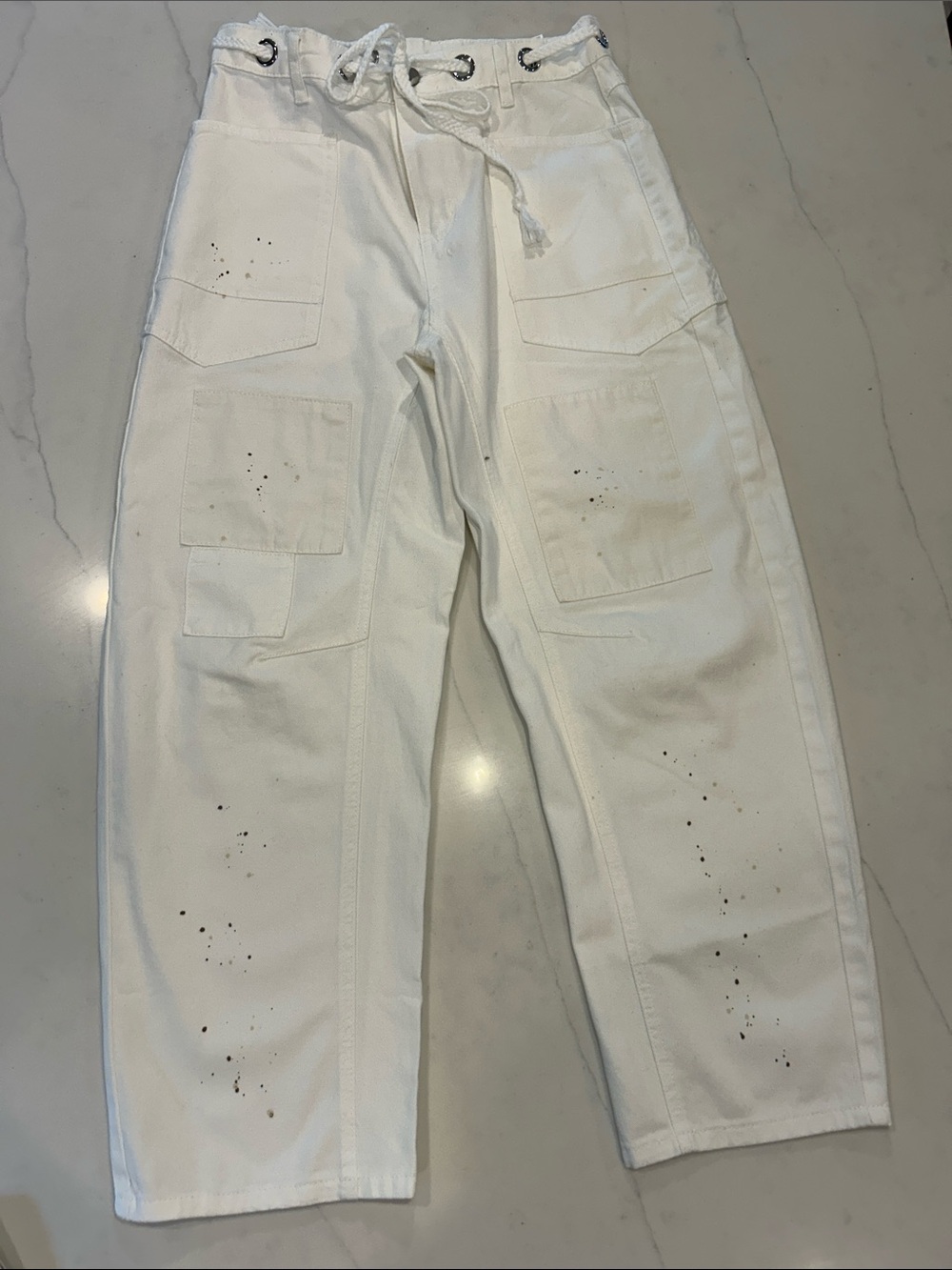 Women’s White Painter-Style Pants with Drawstring Waist